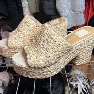 Dolce Vita Women's Cream Woven Slide Sandals 8